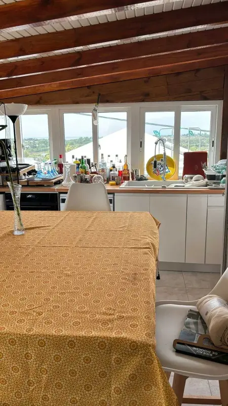 Appartement moderne vue mer, jardin clôturé, Saint-François : photo 7