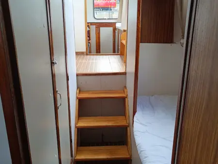 Pénichette 935W à quai à Cognac, 5 personnes, cabine double : photo 3
