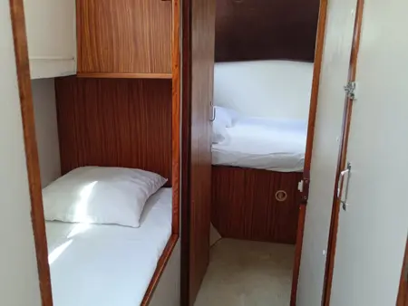 Pénichette 935W à quai à Cognac, 5 personnes, cabine double : photo 12