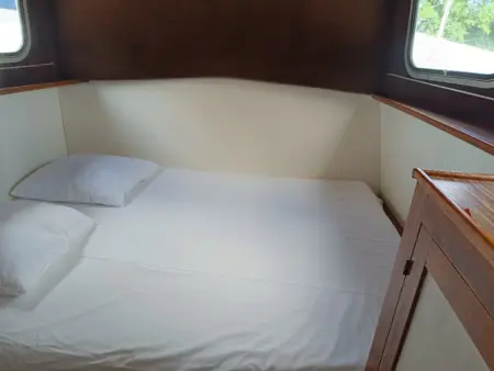 Pénichette 935W à quai à Cognac, 5 personnes, cabine double : photo 13