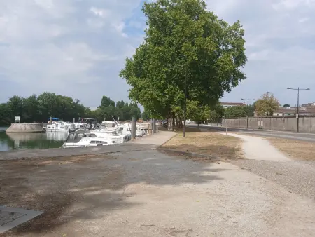 Séjour insolite sur un bateau à quai - 8 pers., Bateau 8 personnes à Cognac : photo 18