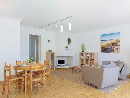 Appartement Metadier à 300 m de la mer, Royan : photo 2