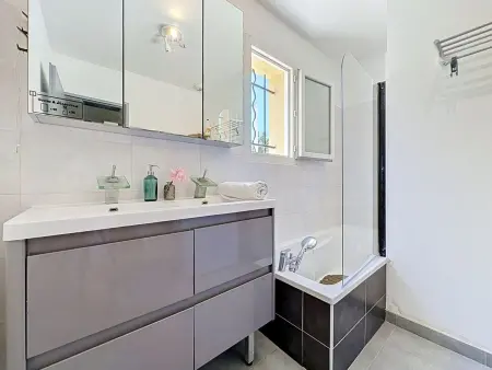 Villa des Amoureux avec piscine à Saint-Geniès : photo 21