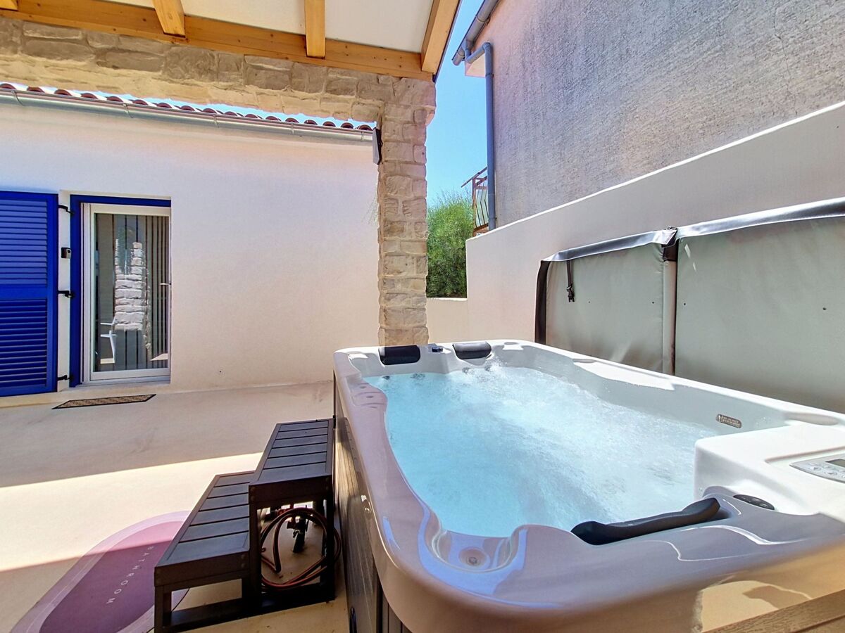 Villa MM Stankovci – Maison 4 pers. avec piscine chauffée - Photo 4