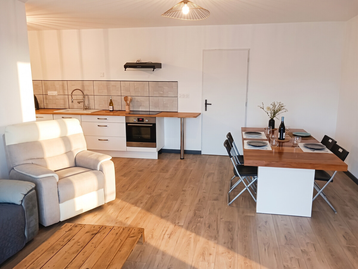 Maison 70 m² Véranne, terrasse avec vue jardin - Photo 2