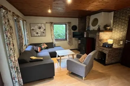 Location maison à Rendeux   Beffe, Charmante maison de vacances dans les Ardennes pour 8 personnes