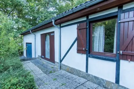 Maison 8 personnes, jardin clos, Rendeux-Beffe : photo 3