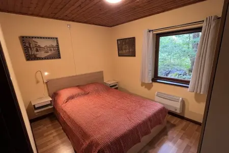 Maison 8 personnes, jardin clos, Rendeux-Beffe : photo 12
