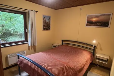Maison 8 personnes, jardin clos, Rendeux-Beffe : photo 13