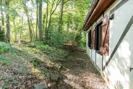 Maison 8 personnes, jardin clos, Rendeux-Beffe : photo 22