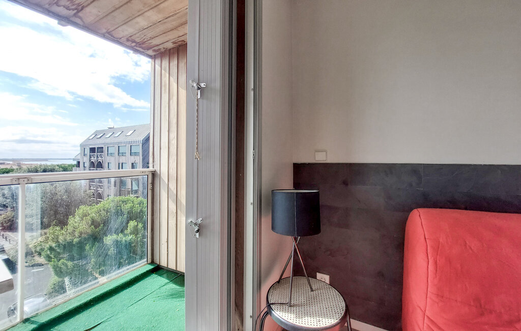 Appartement vue mer aux Minimes, 1ère rangée plage - Photo 4