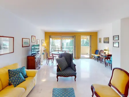 Appartement 70m² avec 2 terrasses et parking privé : photo 4