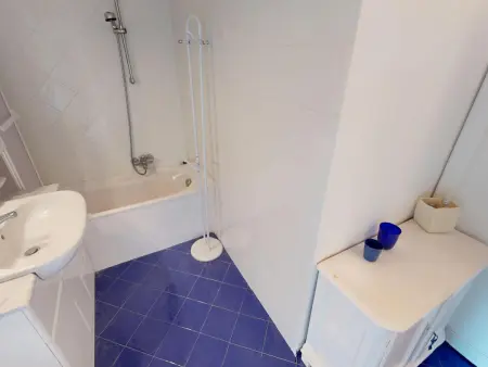 Appartement 70m² avec 2 terrasses et parking privé : photo 9