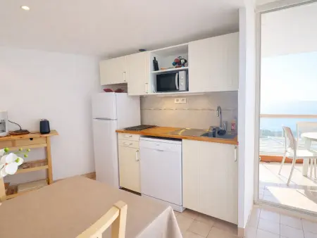 Studio cabine 4 pers. vue mer à Sète avec parking : photo 4