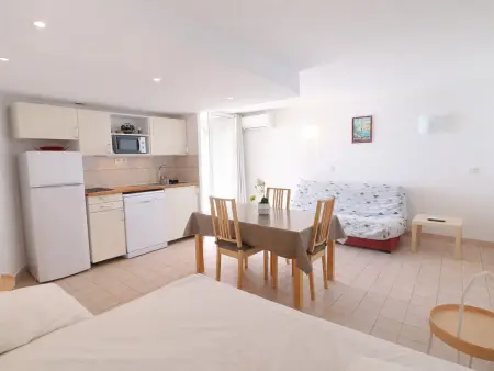 Studio cabine 4 pers. vue mer à Sète avec parking : photo 6
