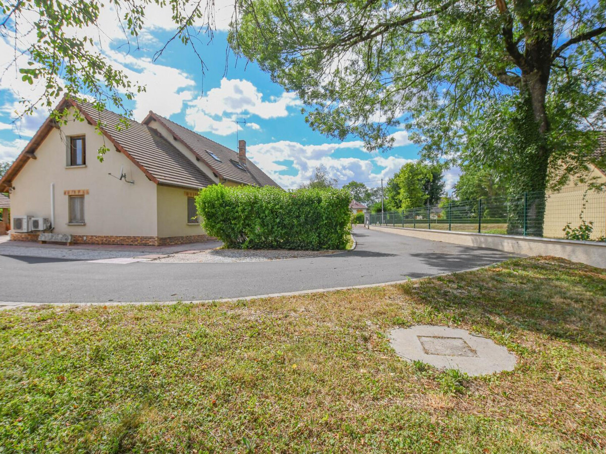 Gîte 8 pers. à Lassicourt, terrain clos et parking - Photo 3
