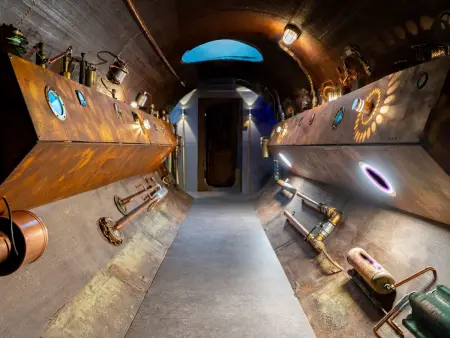 Le Nautilus, gîte steampunk semi-enterré à Raon-aux-Bois : photo 10