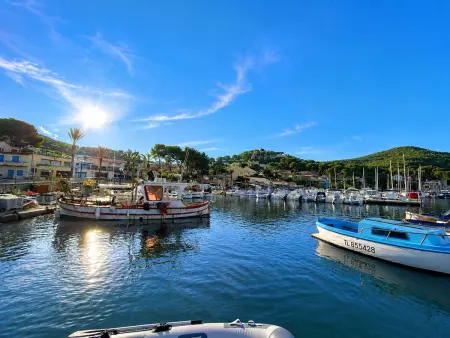 Studio cabine climatisé, aperçu mer à Saint-Cyr-sur-Mer : photo 10