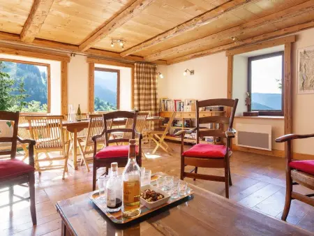 Appartement 10 pers. à 1300m, chalet avec cheminée : photo 1