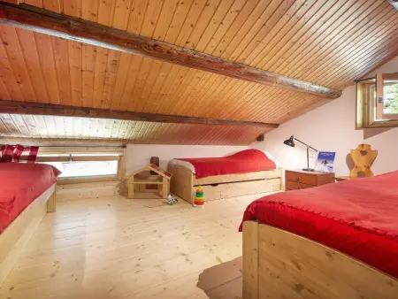 Appartement 10 pers. à 1300m, chalet avec cheminée : photo 10