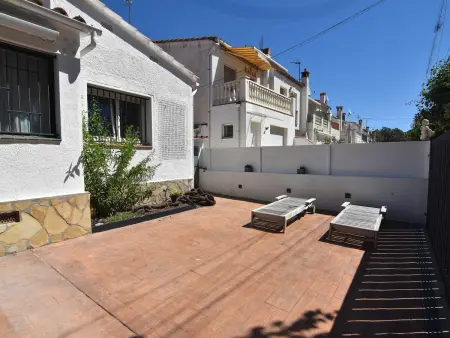 Maison 2 ch. avec jardin privé et piscine à Empuriabrava : photo 3