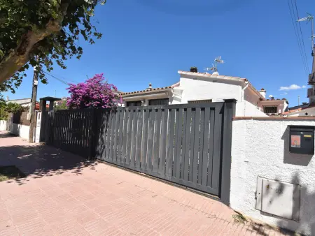 Maison 2 ch. avec jardin privé et piscine à Empuriabrava : photo 35
