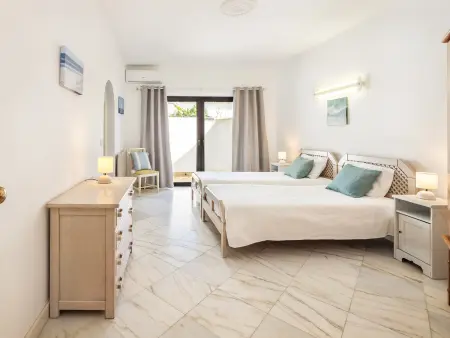 Villa Coral à 450 m de la plage, piscine privée : photo 16
