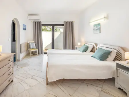 Villa Coral à 450 m de la plage, piscine privée : photo 17