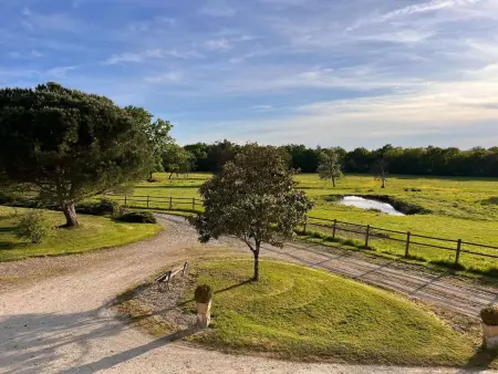 Location maison à Leugny, Maison cosy avec jardin à Leugny, 85 m², terrasse