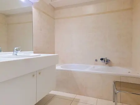 Appartement 3 pièces Le Grand Parc, vue mer à Saint Aygulf : photo 19