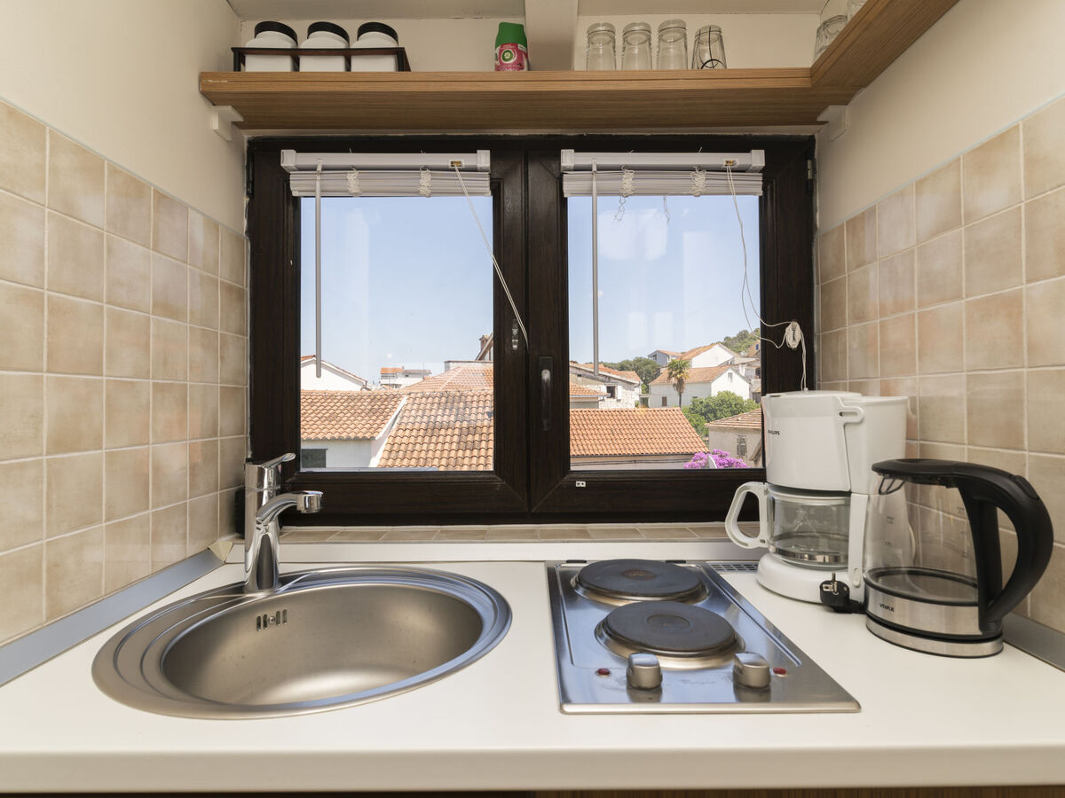 Maison Lučica, 3 studios au cœur de Trogir à 20 m de la mer - Photo 17