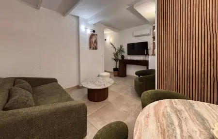 Appartement Villa Tonikyan, 2 chambres à Fuengirola, plage à 300 m : photo 3