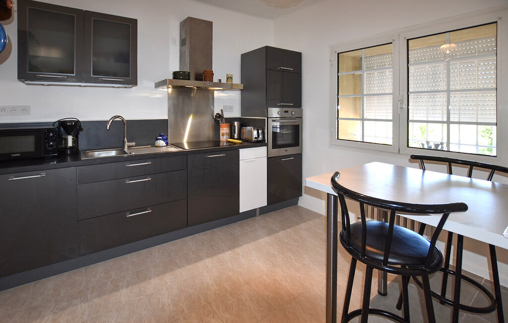 Maison 6 pers. avec piscine privée à Sernhac - Photo 4