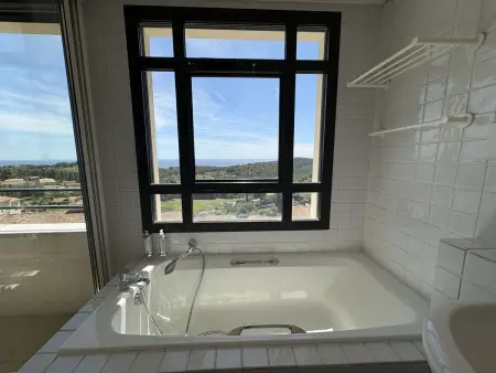 Appartement 6 pers. vue mer à Saint-Cyr-sur-Mer : photo 3