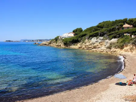 Location appartement à Sanary sur Mer, Studio calme à Beaucours, proche plages