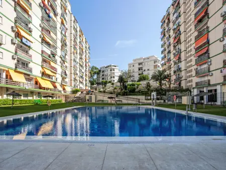 Las Naciones – Apt 2p rénové à 300m de la plage : photo 20