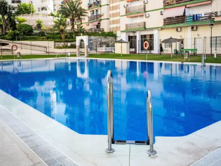 Las Naciones – Apt 2p rénové à 300m de la plage : photo 25