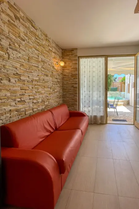 Maison Volme à Banjole, piscine privée 300 m mer : photo 17