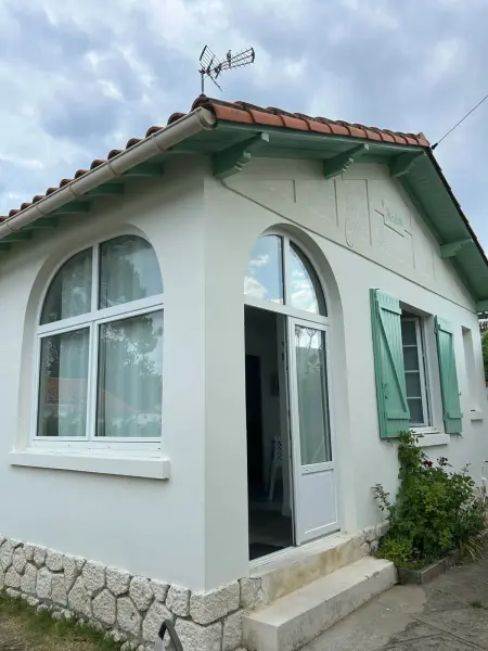 Location maison à Saint Palais sur Mer, Maison cosy à Saint-Palais-sur-Mer avec jardin