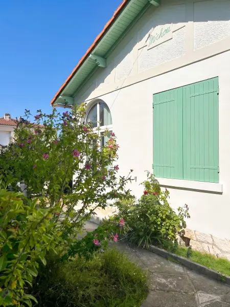 Maison avec jardin clos et parking à Saint-Palais-sur-Mer : photo 11