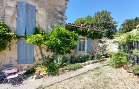 Maison 3 pers. Champagne-Mouton, terrasse et jardin : photo 1