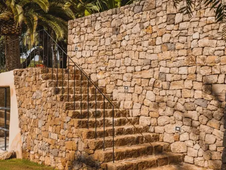 Villa Can Nikita à Ibiza : 6 chambres, yoga et spa privé - Photo 23