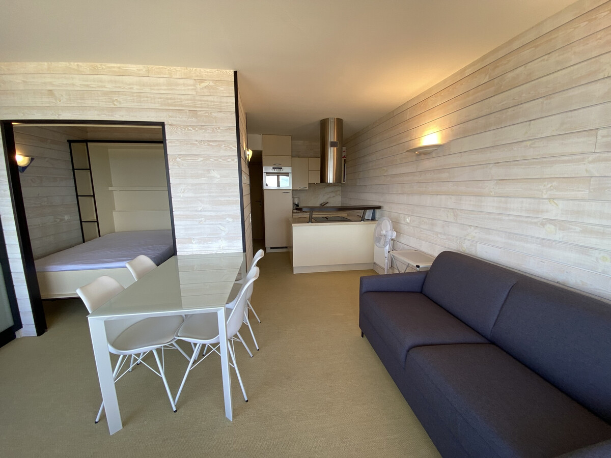 T1 rénové première ligne plage à Arcachon - Photo 3