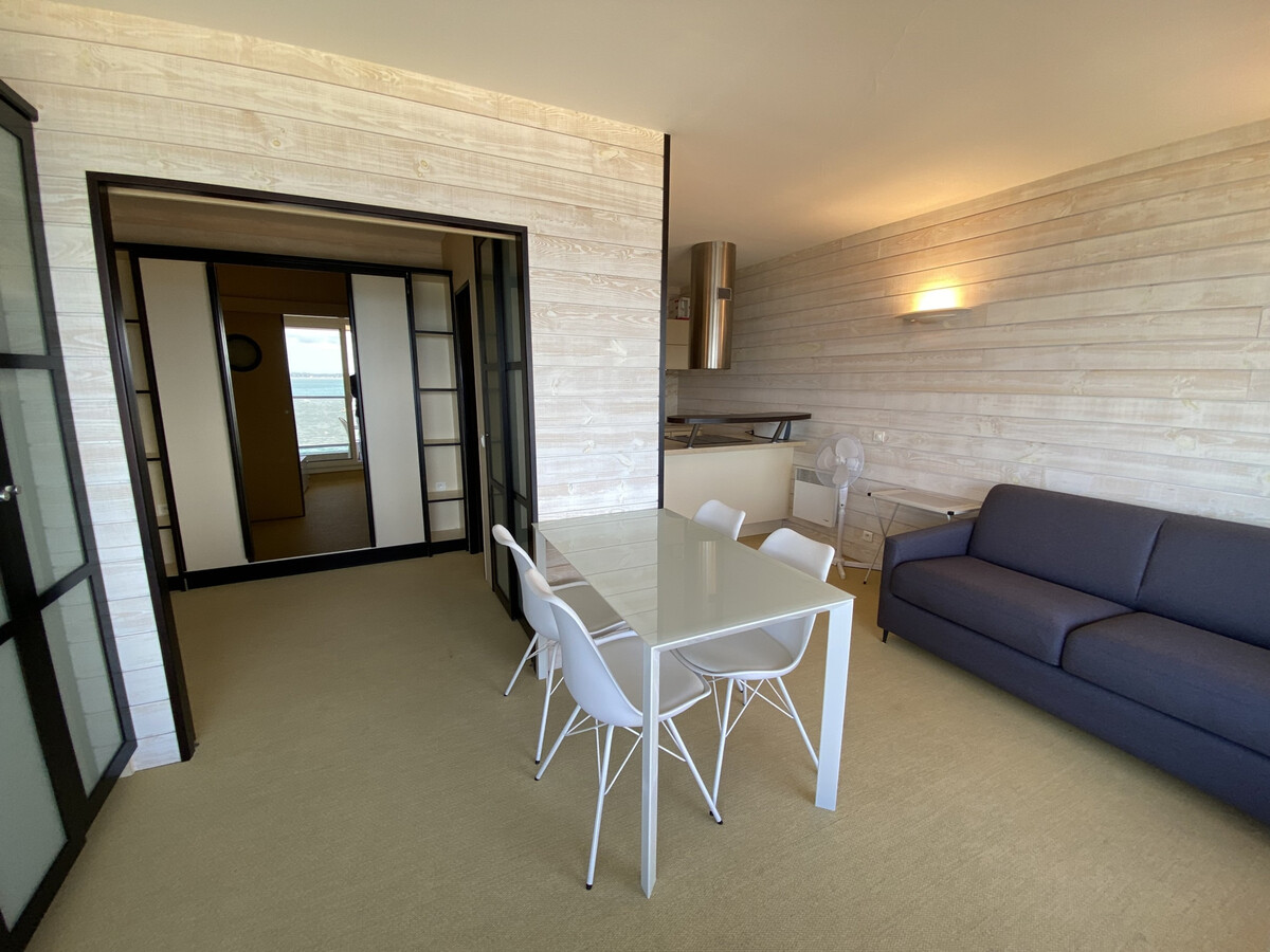 T1 rénové première ligne plage à Arcachon - Photo 6