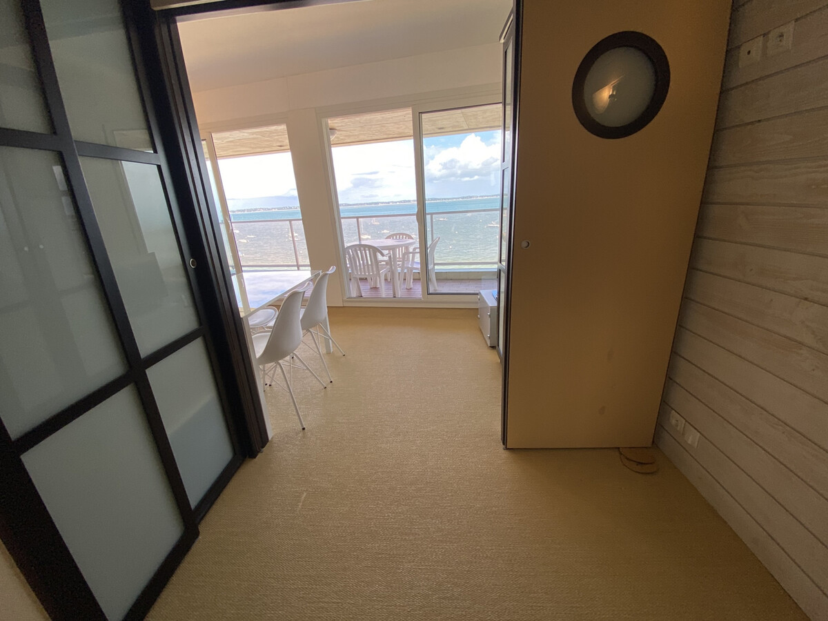 T1 rénové première ligne plage à Arcachon - Photo 8
