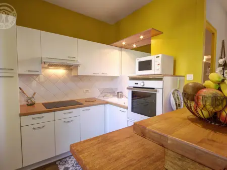 Appartement 60 m² avec terrasse et jardin arboré : photo 6