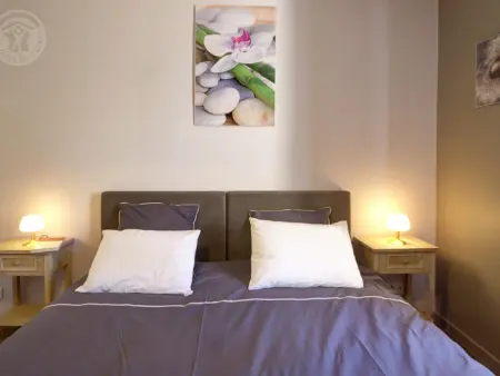 Appartement 60 m² avec terrasse et jardin arboré : photo 10