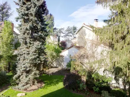 Appartement 60 m² avec terrasse et jardin arboré : photo 23