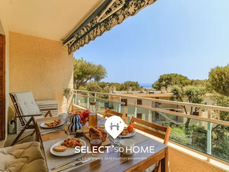 Deux-pièces terrasse mer et pinède - Bormes-les-Mimosas : photo 1