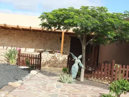 Maison canari en pierre avec piscine chauffée à Tuineje : photo 7
